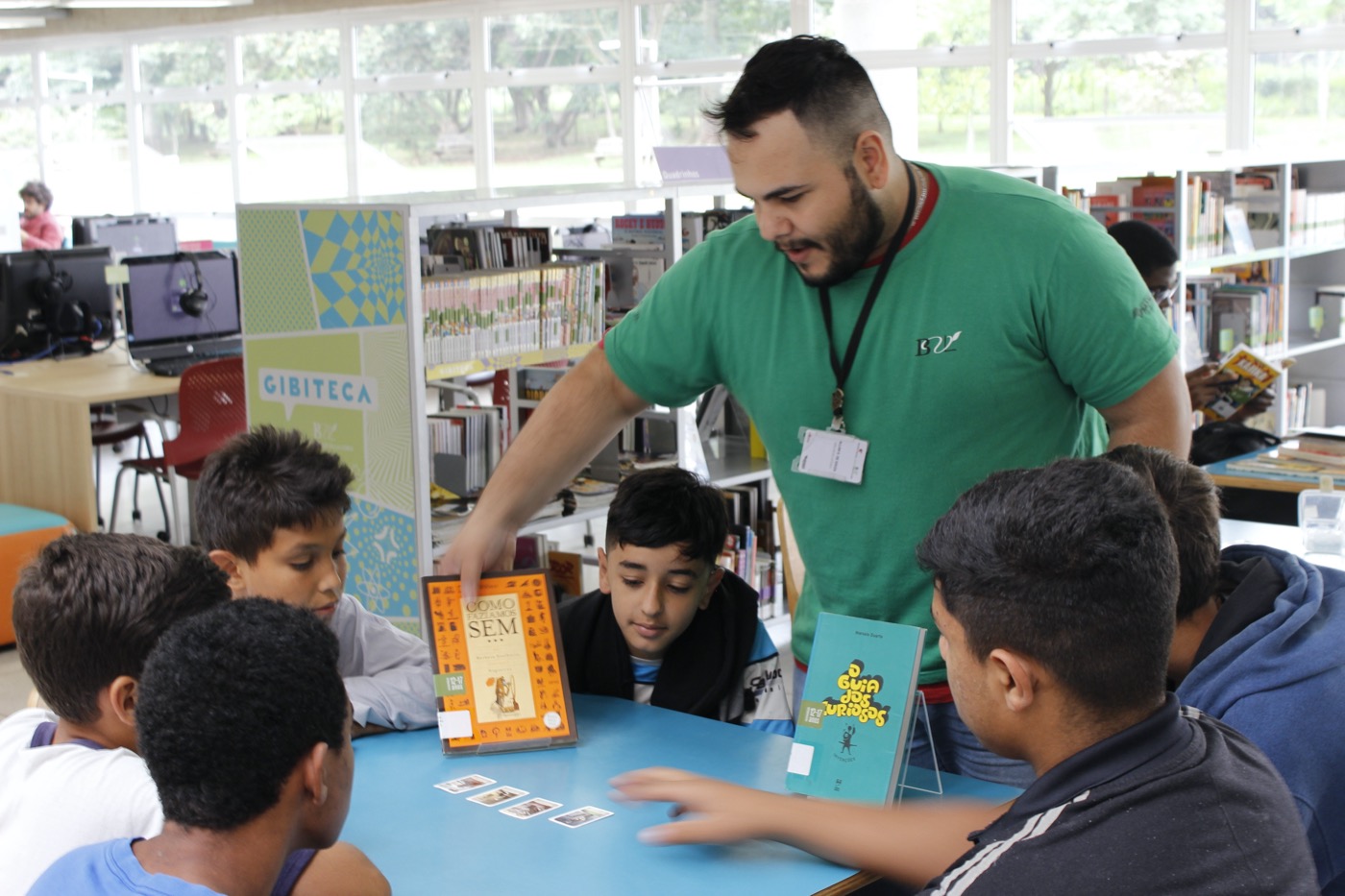 Brincando e Aprendendo Sistema Estadual de Bibliotecas Públicas de